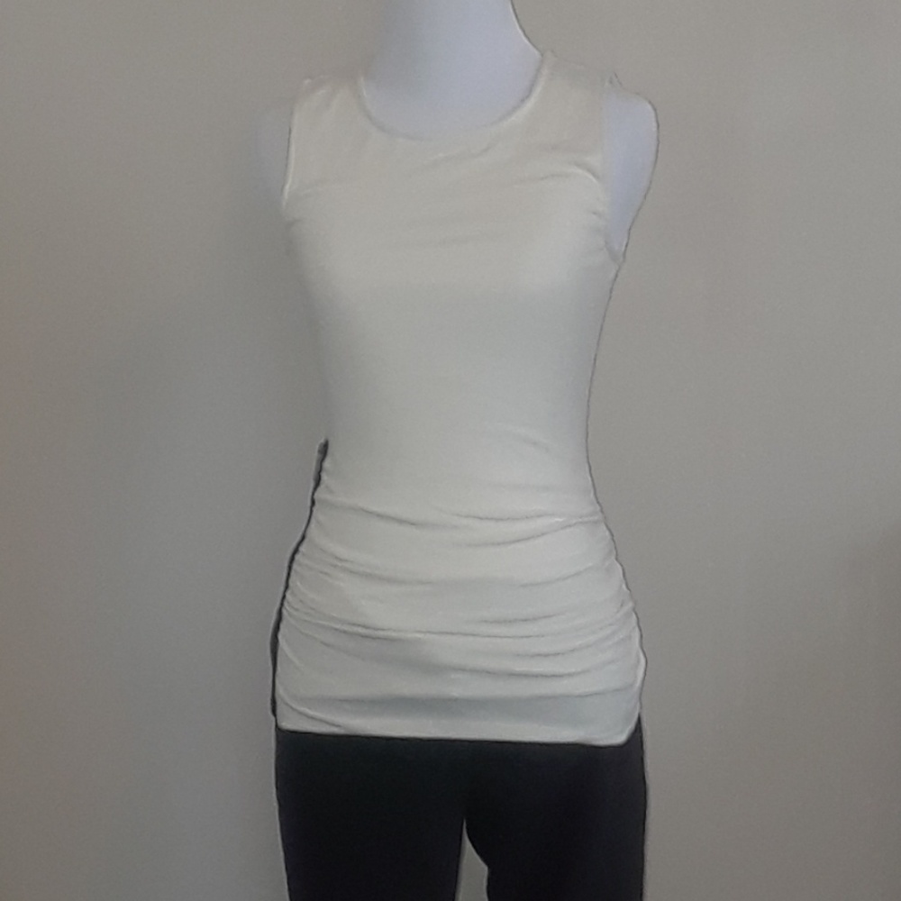 Banana Republic cream colored sleeveless tunic